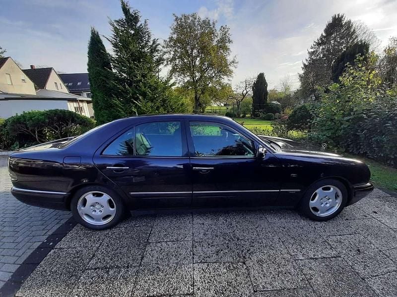 Gebraucht 1997 Mercedes E230 Avantgarde Limousine | 2.500 € (Fairer Preis) - Bild 1/4