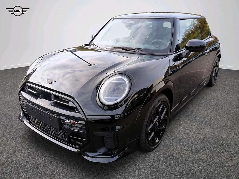 Schwarz Gebraucht 2025 Mini John Cooper Works Kleinwagen | 33.216 € (Guter Preis) - Bild 1/4
