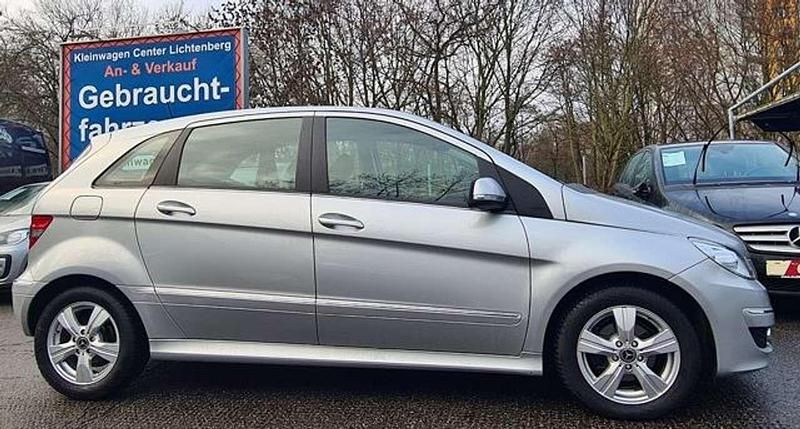 Gebraucht Mercedes B170 116 PS (85 kW) 2008 Polarsilber Van / Kleinbus