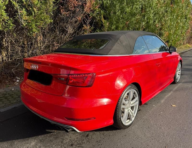 Gebraucht Audi S3 Cabriolet 300 PS (220 kW) 2016 Rot Cabrio