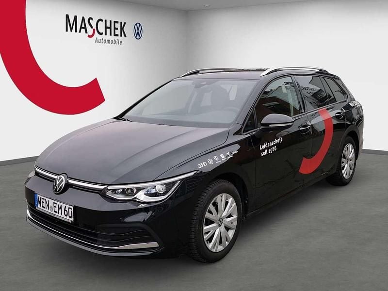 Deep black perleffekt Gebraucht 2023 VW Golf VIII Move Kombi | 25.850 € (Fairer Preis) - Bild 1/4
