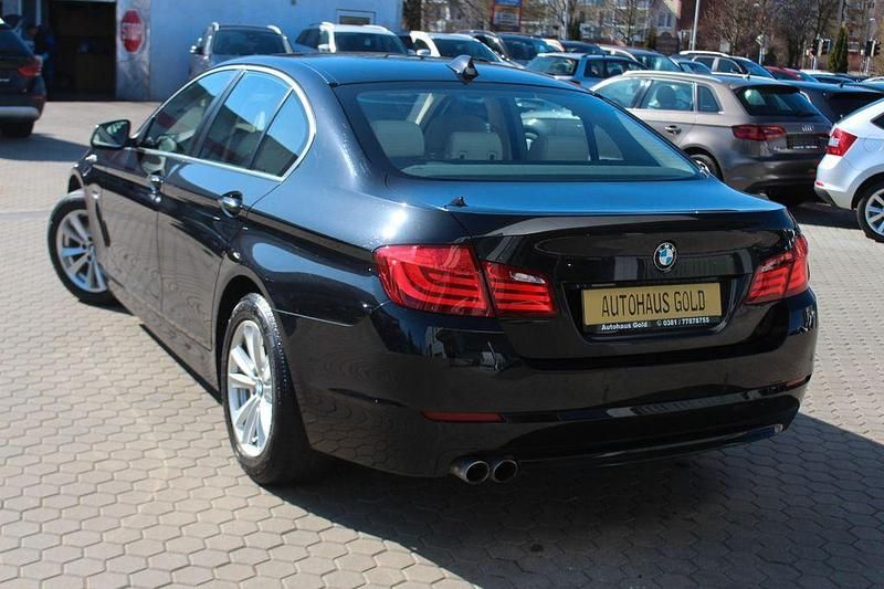 Gebraucht BMW 530 245 PS (180 kW) 2010 Schwarz Limousine