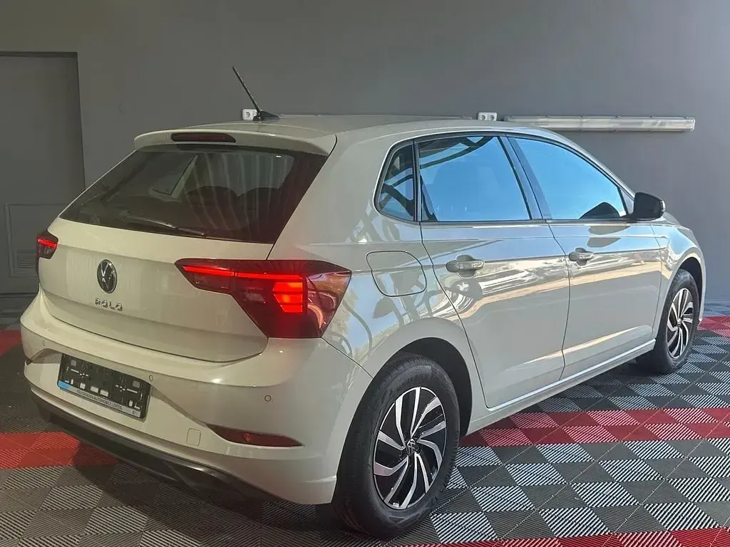 Gebraucht VW Polo Pro 80 PS (58 kW) 2021 Grau Kleinwagen