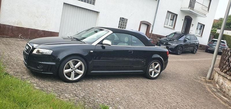 Gebraucht Audi RS4 Sport 420 PS (308 kW) 2007 Schwarz Cabrio