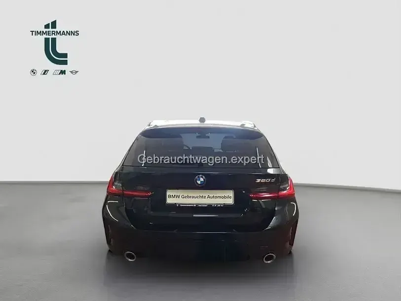 Gebraucht BMW 320 Sport Line 190 PS (139 kW) 2025 Saphirschwarz (metallic) Kombi