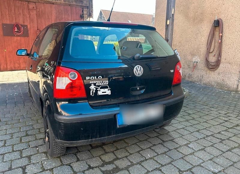 Gebraucht VW Polo 75 PS (55 kW) 2002 Schwarz Kleinwagen