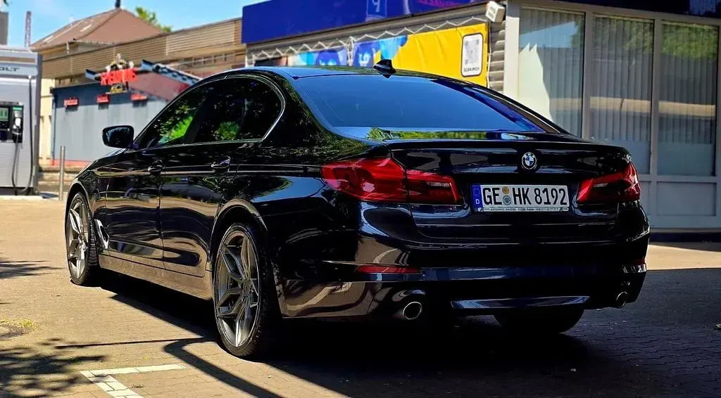 Gebraucht BMW 520 190 PS (139 kW) 2019 Schwarz Limousine