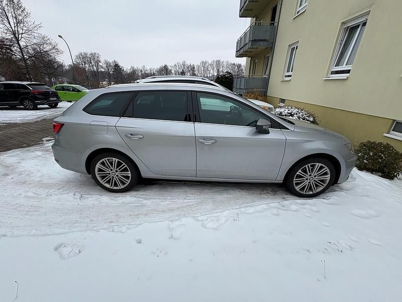 Gebraucht Seat Leon XCELLENCE 150 PS (110 kW) 2020 Silber Kombi