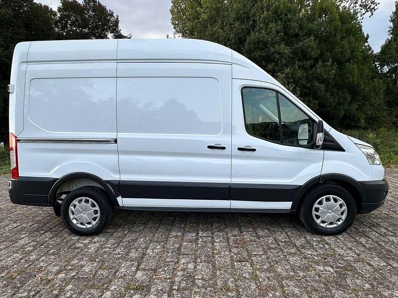 Gebraucht Ford Transit 170 PS (125 kW) 2019 Weiß Van / Kleinbus