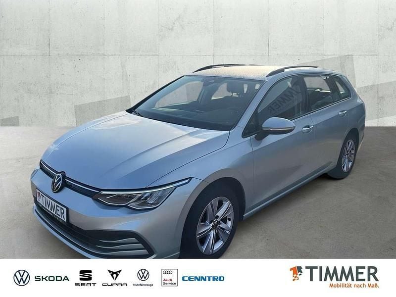 Silber Gebraucht 2023 VW Golf VIII Life Kombi | 21.580 € (Superpreis) - Bild 1/4