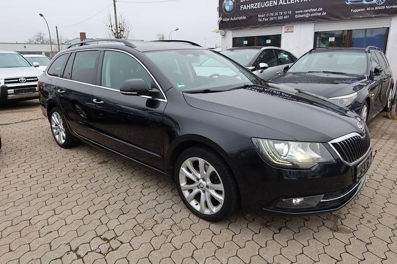 Gebraucht Skoda Superb Exclusive 170 PS (125 kW) 2014 Schwarz Kombi