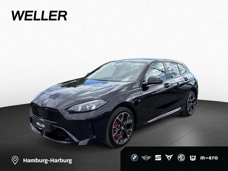 Black sapphire (schwarz) Gebraucht 2024 BMW 120 M Sport Kleinwagen | 38.950 € (Fairer Preis) - Bild 1/4