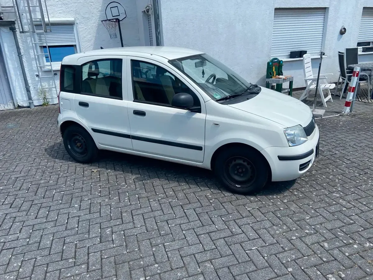 Gebraucht Fiat Panda 69 PS (50 kW) 2011 Weiß Kleinwagen