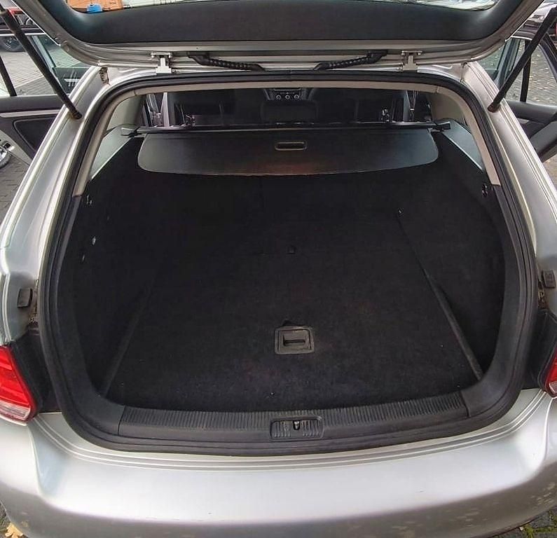 Gebraucht VW Golf VII Trendline 105 PS (77 kW) 2013 Silber Kombi