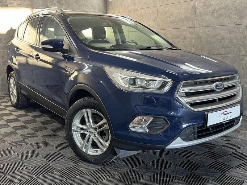 Gebraucht Ford Kuga Cool & Connect 120 PS (88 kW) 2019 Blau SUV