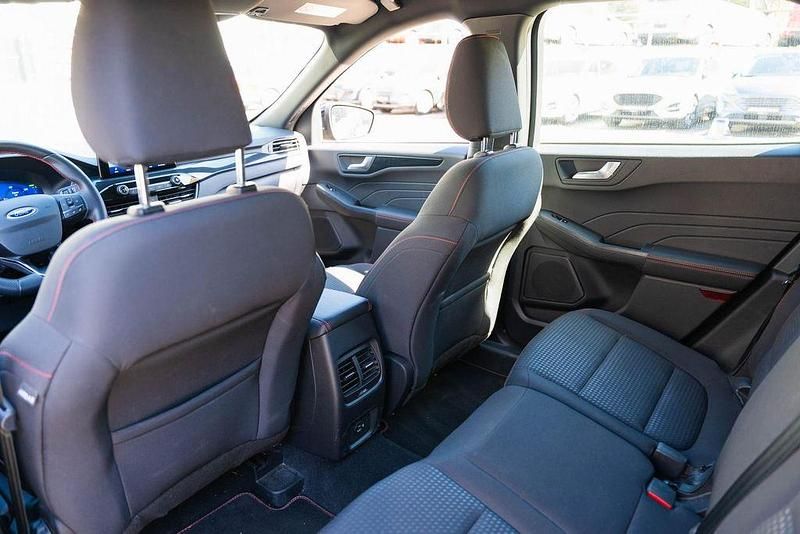 Gebraucht Ford Kuga ST-Line 224 PS (164 kW) 2022 Schwarz SUV