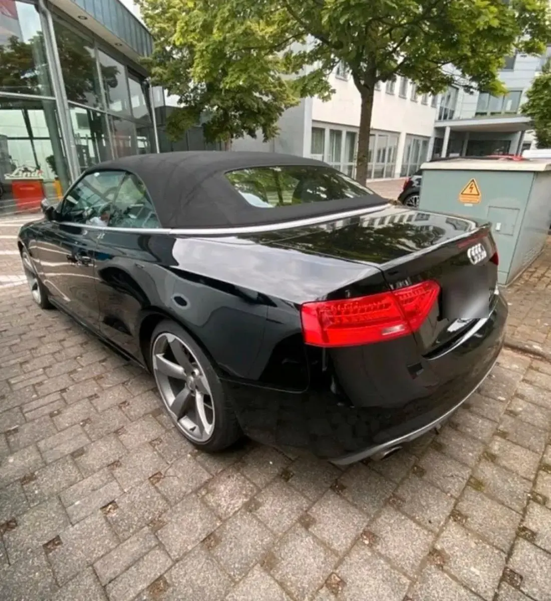 Gebraucht Audi A5 Cabriolet S-Line 170 PS (125 kW) 2012 Schwarz Cabrio