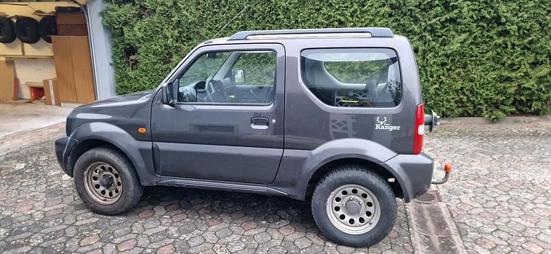 Gebraucht Suzuki Jimny 85 PS (62 kW) 2010 Grau SUV