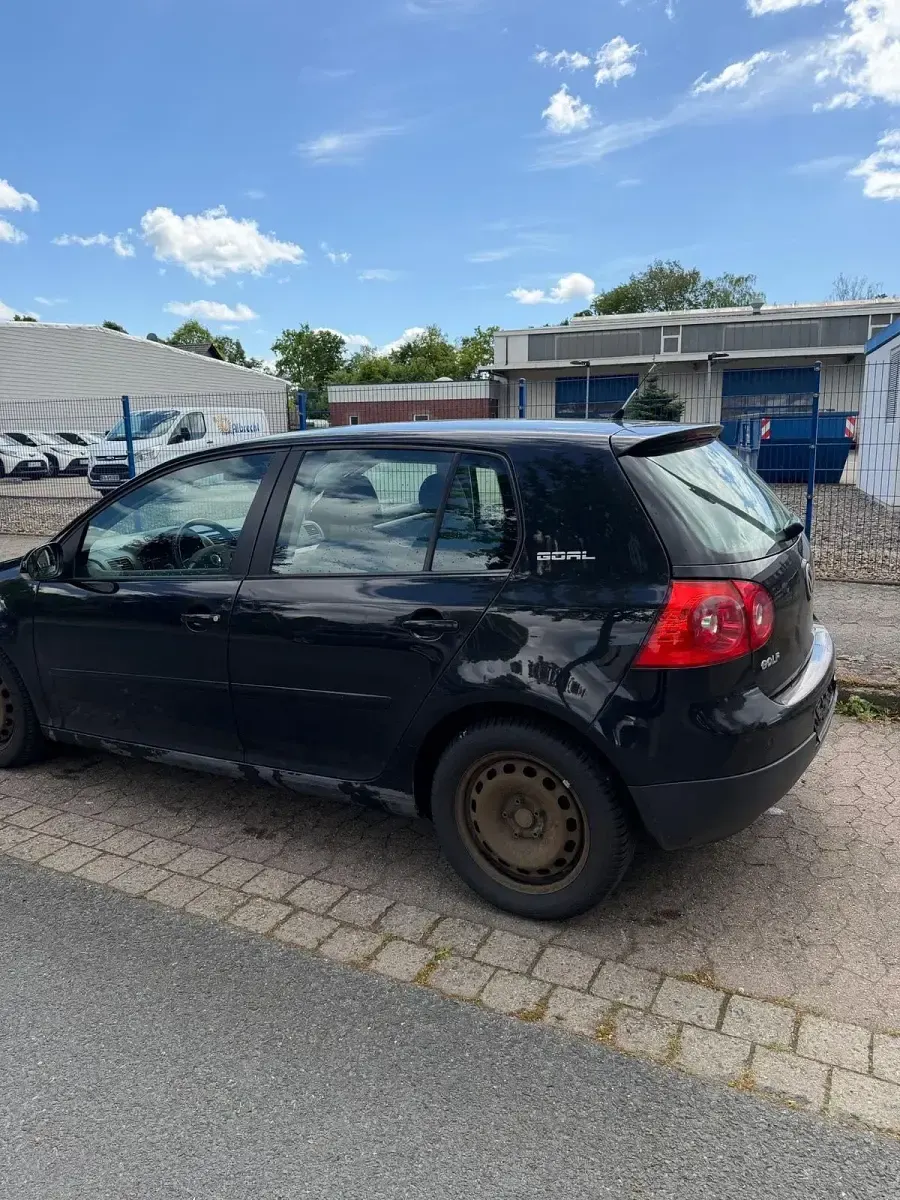 Gebraucht VW Golf IV 102 PS (75 kW) 2005 Schwarz Limousine