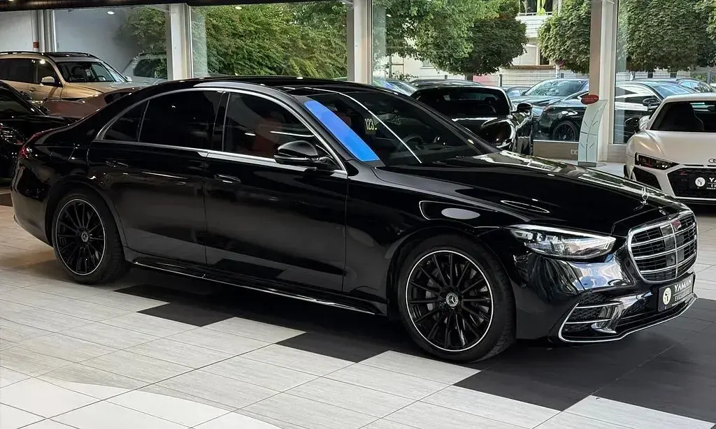 Gebraucht Mercedes S500 AMG 449 PS (330 kW) 2023 Schwarz Limousine