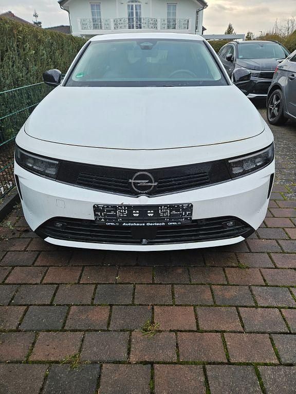 Gebraucht Opel Astra Enjoy 131 PS (96 kW) 2024 Weiß Limousine