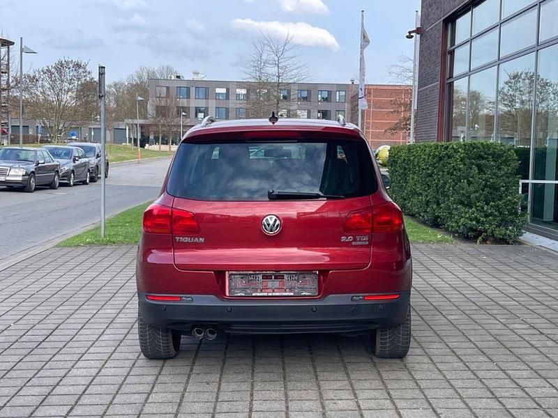 Gebraucht VW Tiguan Sportline 140 PS (102 kW) 2014 Rot SUV