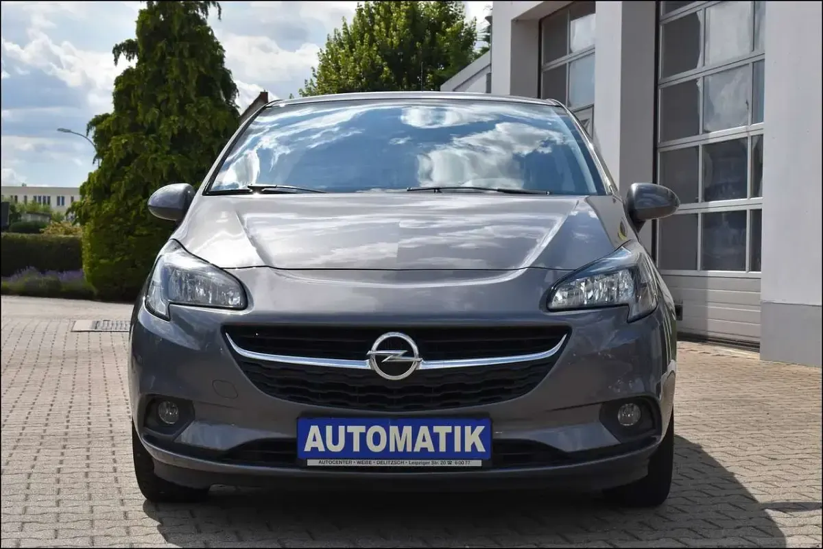 Gebraucht Opel Corsa drive 90 PS (66 kW) 2016 Karbon silber/shiny grey (m2) Kleinwagen