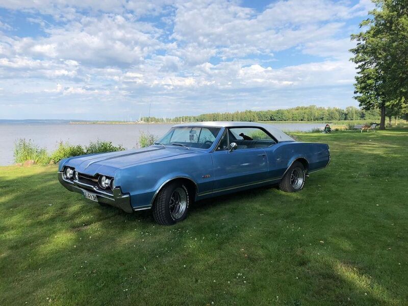 Blau Gebraucht 1967 Oldsmobile Cutlass Coupé | 19.995 € - Bild 1/4