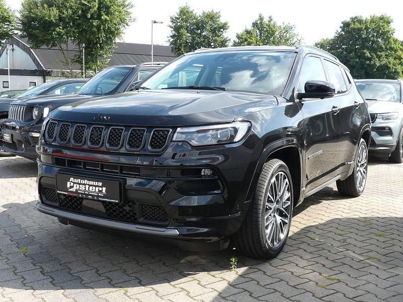 Schwarz Neu 2025 Jeep Compass Summit SUV | 39.990 € (Etwas zu teuer) - Bild 1/4