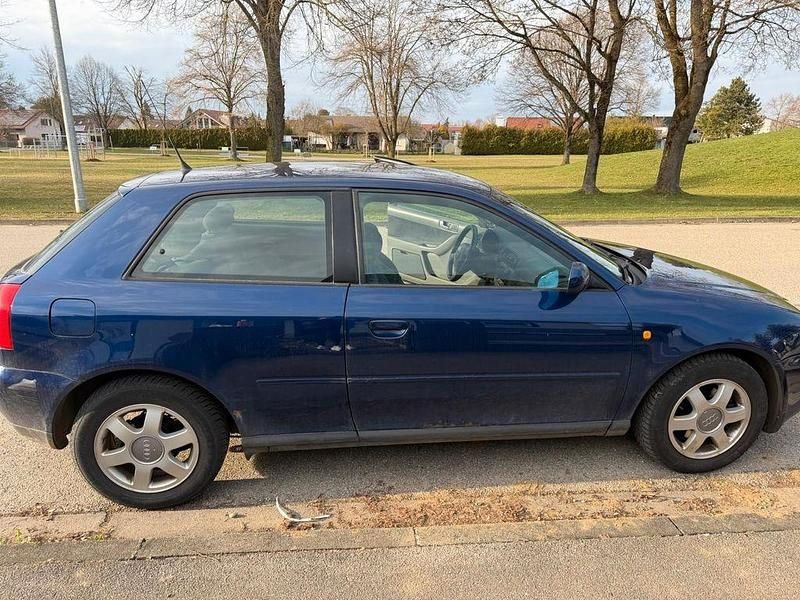 Gebraucht Audi A3 Attraction 90 PS (66 kW) 1999 Kleinwagen