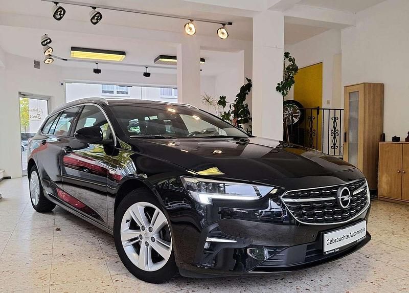 Diamant schwarz/karbon schwarz Gebraucht 2022 Opel Insignia Kombi | 15.280 € (Superpreis) - Bild 1/4