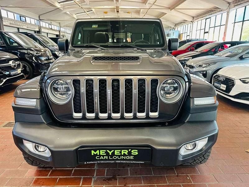 Gebraucht Jeep Gladiator Overland 264 PS (194 kW) 2021 Grau Pickup