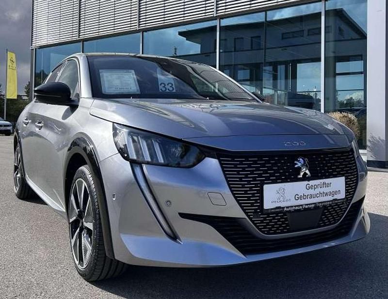 Artense silber metallic Gebraucht 2021 Peugeot e-208 GT Kleinwagen | 17.800 € (Fairer Preis) - Bild 1/4