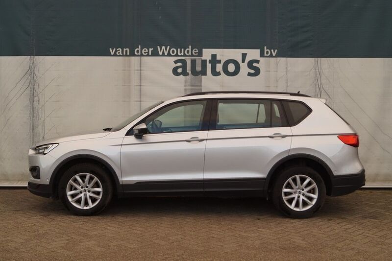 Grau Gebraucht 2023 Seat Tarraco Business SUV | 39.900 € (Etwas zu teuer) - Bild 1/4