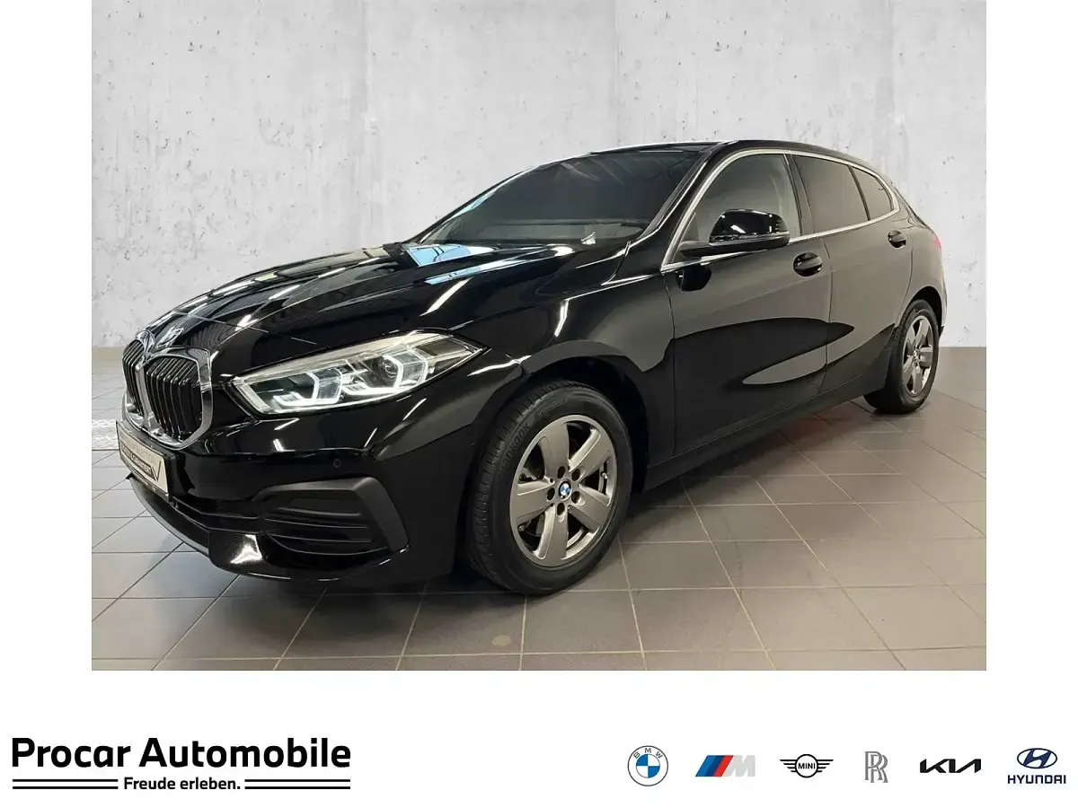 Gebraucht BMW 118 Advantage 136 PS (100 kW) 2023 Limousine
