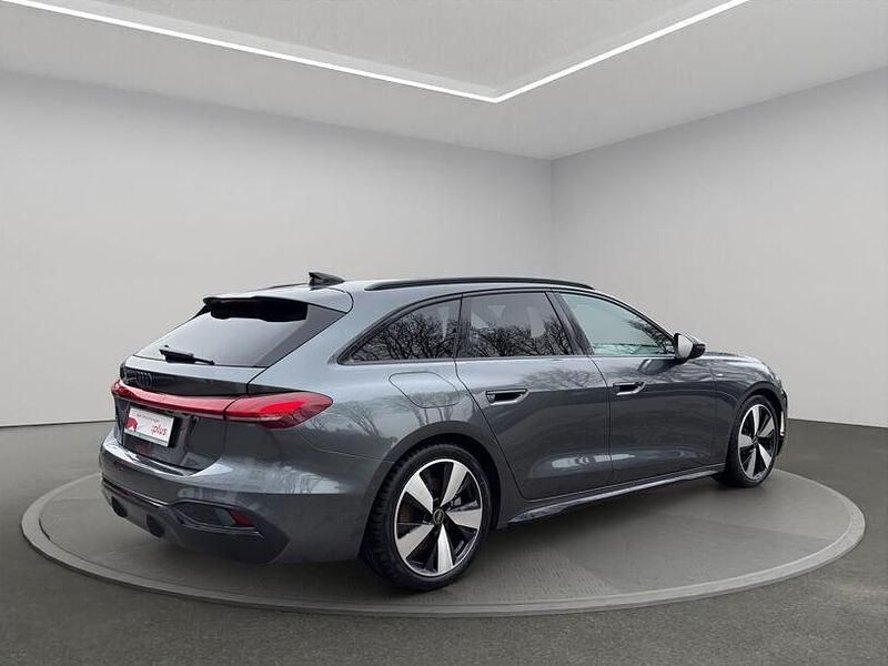 Gebraucht Audi A5 Ambiente 204 PS (150 kW) 2025 Daytonagrau perleffekt Kombi