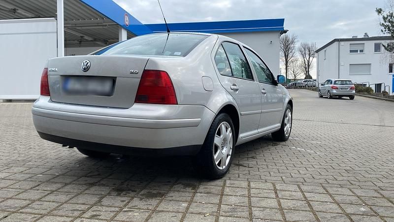 Gebraucht VW Bora 116 PS (85 kW) 1999 Silber Limousine