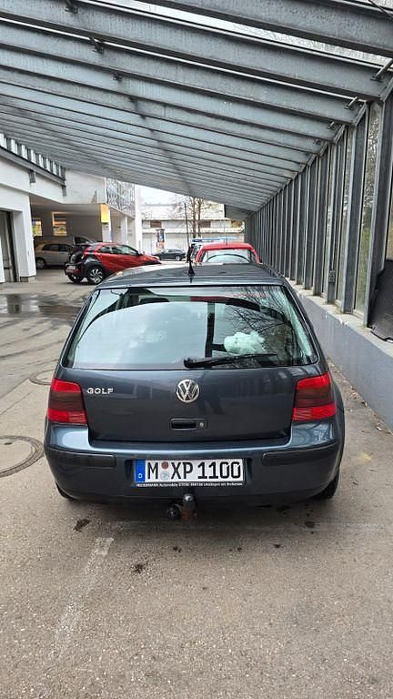 Gebraucht VW Golf IV 75 PS (55 kW) 2000 Grau Limousine