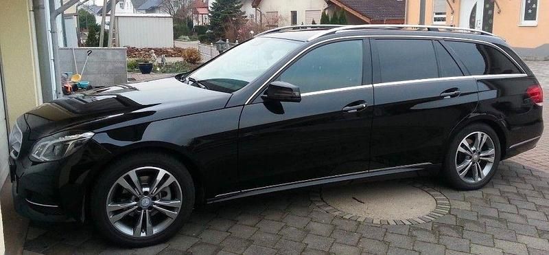 Gebraucht Mercedes E200 Avantgarde 136 PS (100 kW) 2015 Schwarz Kombi