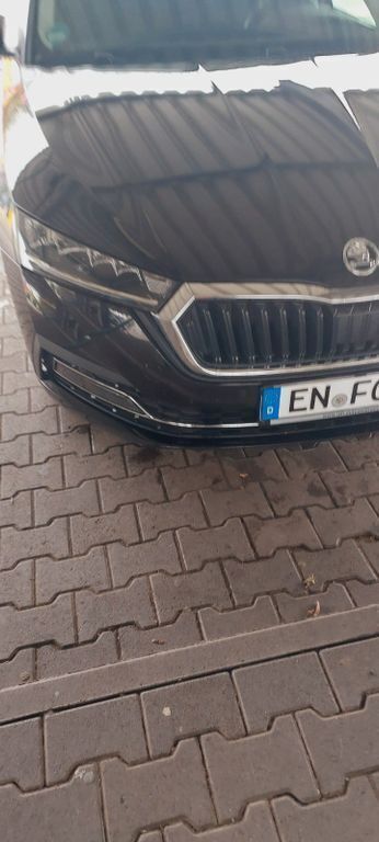 Schwarz Gebraucht 2021 Skoda Octavia Style Kombi | 18.800 € (Fairer Preis) - Bild 1/4