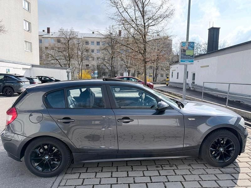 Gebraucht BMW 120 150 PS (110 kW) 2004 Grau Kleinwagen