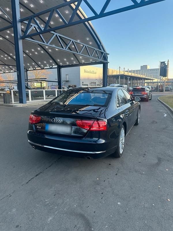 Occasion Audi A8 351 ch (258 kW) 2011 Bleue Berline