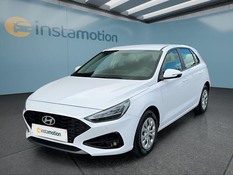Weiß Neu 2025 Hyundai i30 Kleinwagen | 21.449 € (Guter Preis) - Bild 1/4