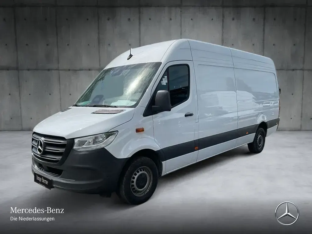 Gebraucht Mercedes Sprinter 170 PS (125 kW) 2024 Weiß Van