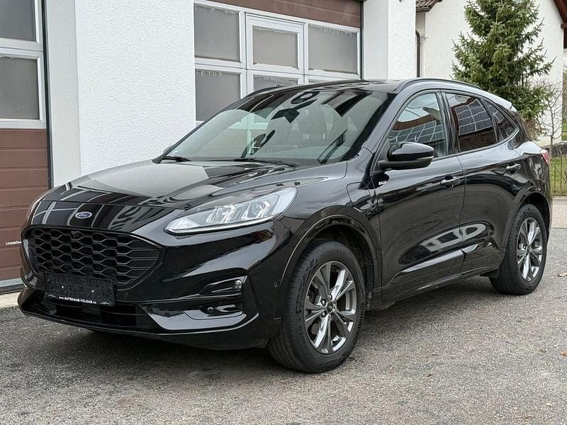 Gebraucht Ford Kuga ST-Line 152 PS (111 kW) 2022 Schwarz SUV