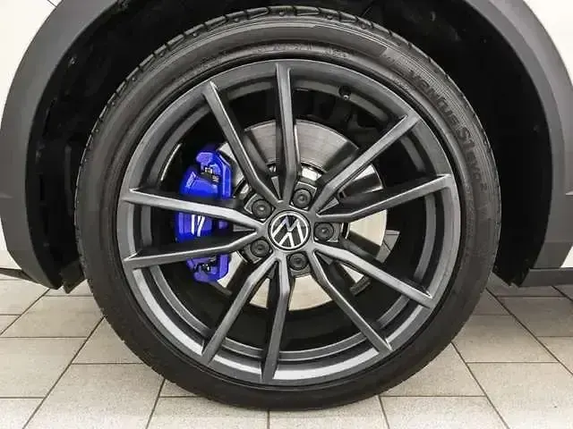 Gebraucht VW T-Roc Beats 301 PS (221 kW) 2024 Grau SUV