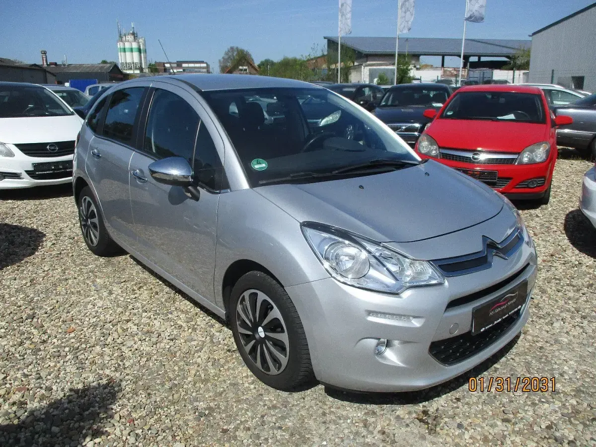 Gebraucht Citroën C3 SELECTION 68 PS (50 kW) 2014 Silber Limousine