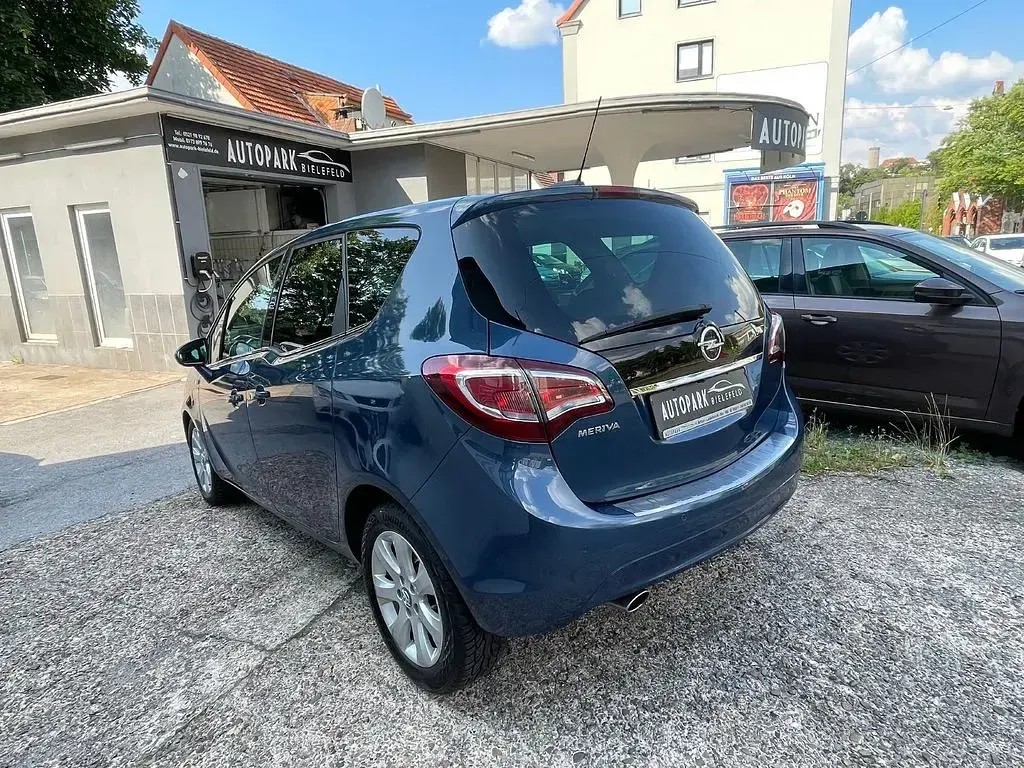 Gebraucht Opel Meriva Innovation 140 PS (102 kW) 2015 Blau Van / Kleinbus