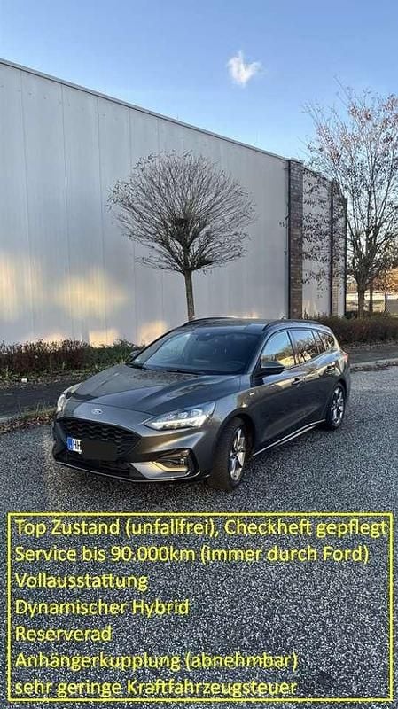 Grau Gebraucht 2021 Ford Focus ST-Line Kombi | 17.950 € (Fairer Preis) - Bild 1/4