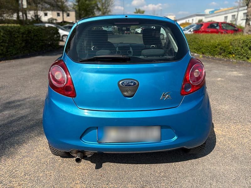 Second-hand Ford Ka 69 CP (50 kW) 2013 Albastru Hatchback